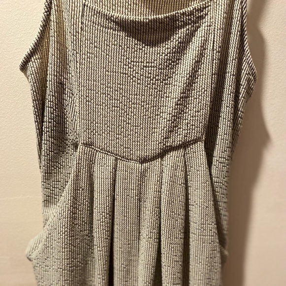 Wide leg jumpsuit/overalls - Picture 5 of 11